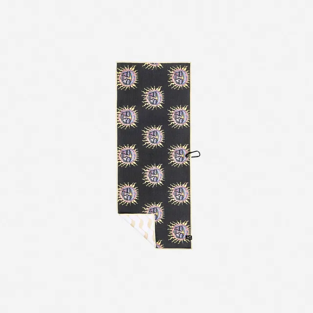 slowtide-40-oz-golf-towel-sublime-x-slowtide-serviette-de-golf-clipser-avec-artw image 1