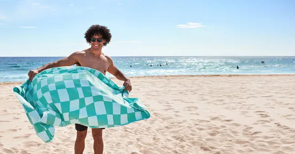 dock-bay-quick-dry-towel-check-mate-serviette-de-plage-dition-limit-e-s-chage-ra image 1